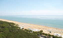 25515-vendita-appartamento-fronte-mare-a-lignano-pineta-ft147g482.jpg