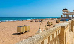 central-beach.jpg